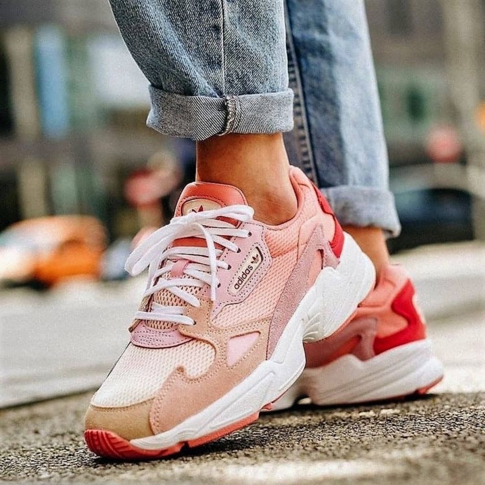 Coral tennis shoes